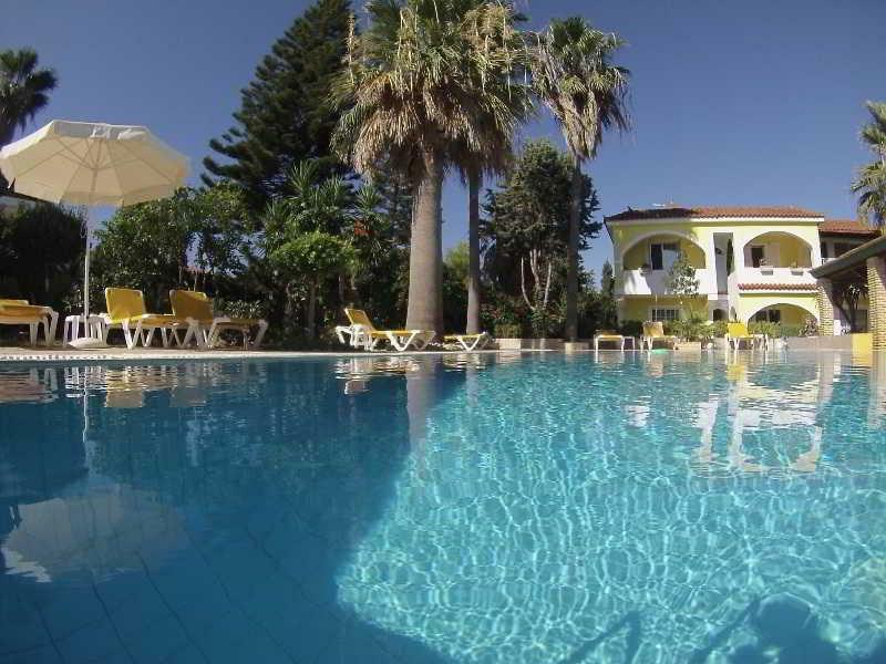 Lemon Garden Hotel Vasilikí Buitenkant foto